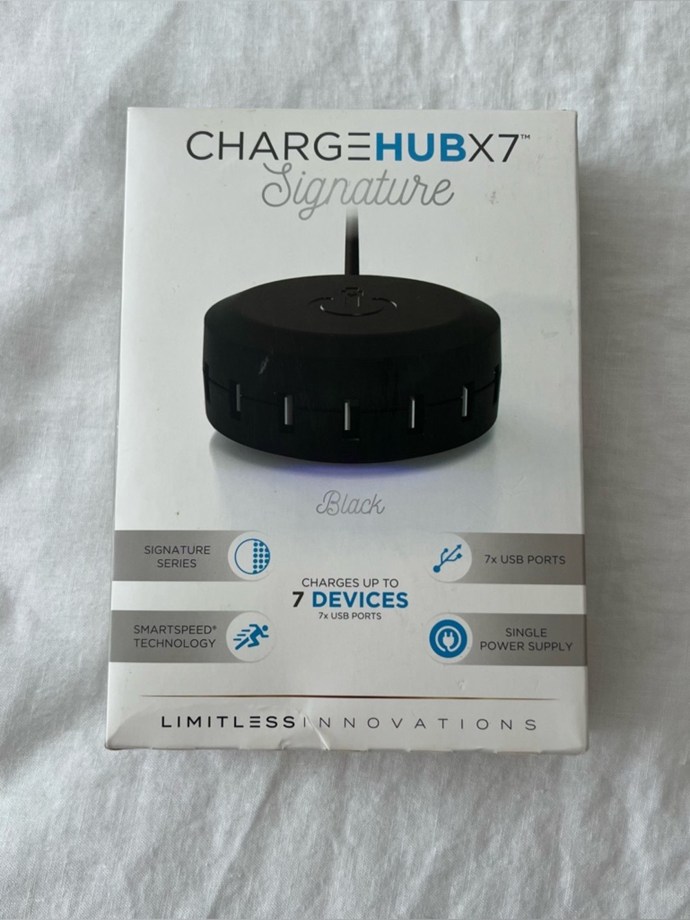 ChargeHub X7 Signature USB Charging Hub - Black - new in box